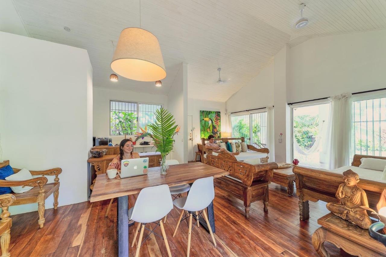 Pineapple House Manzanillo Villa Екстериор снимка