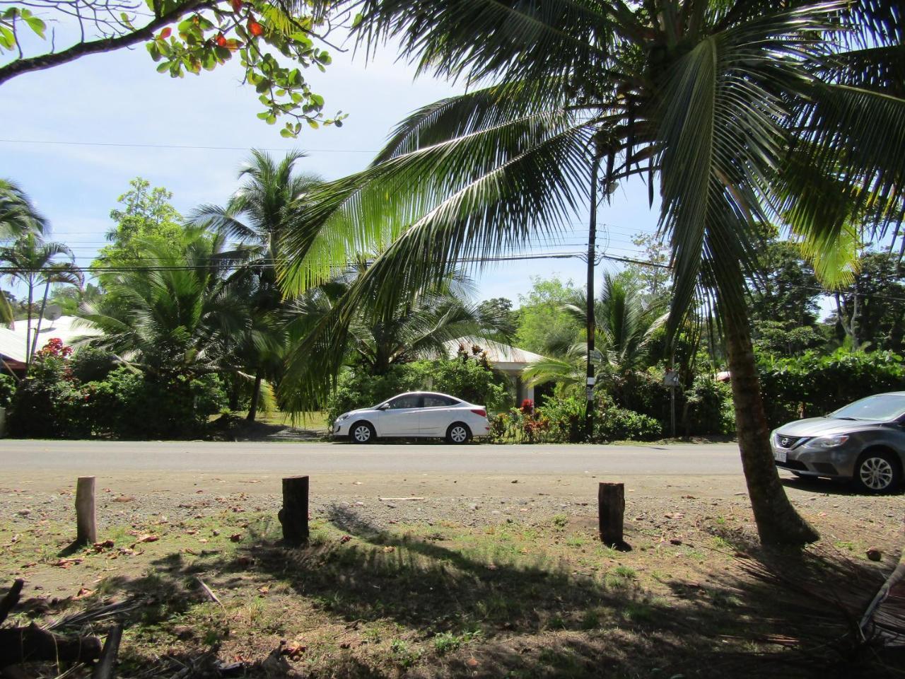 Pineapple House Manzanillo Villa Екстериор снимка